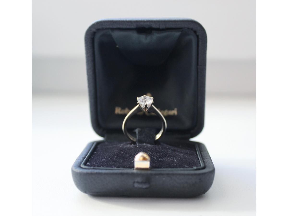 Бриллиантовое кольцо Roberto Callegari с сертификатом